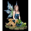 Fairy-Alesia cares for Dragons